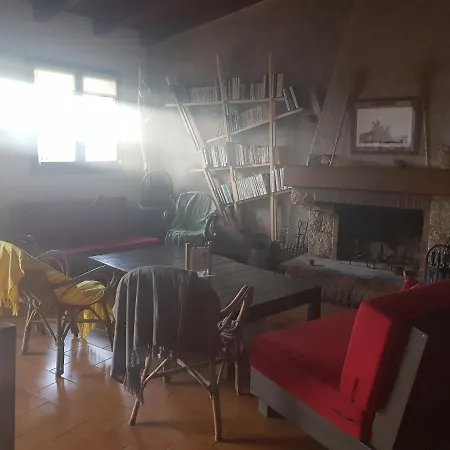 Le Scopos Hostel